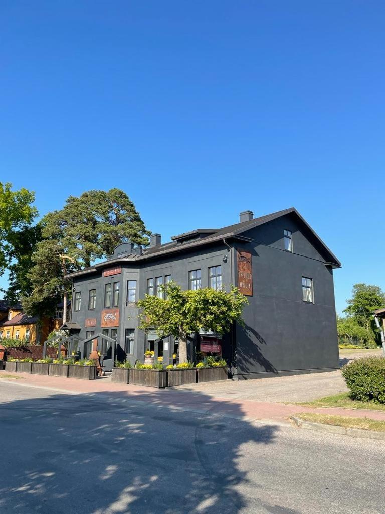Priedes Maja Hotel Ainaži Екстериор снимка